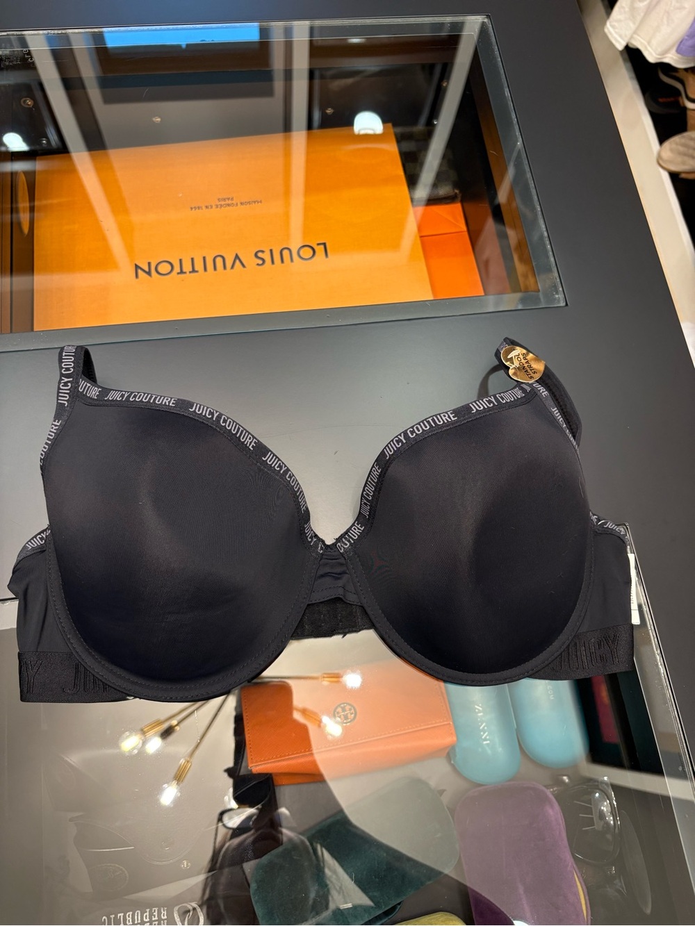 🆕🎉NWT Juicy Couture Black Smooth Padded Underwire Bra